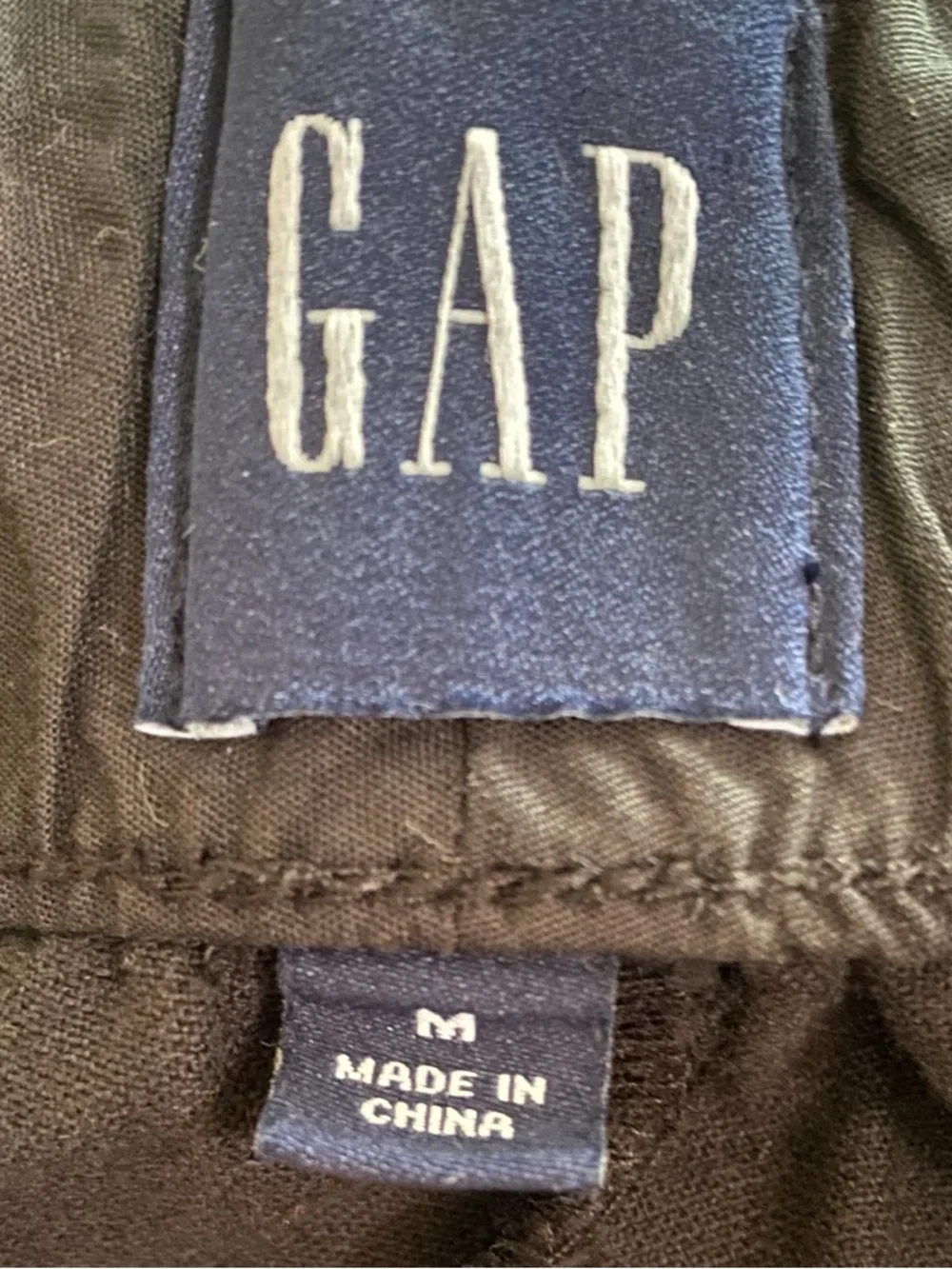 GAP BlackWomen’s Cargo Pants with Elastic Waist , Size M